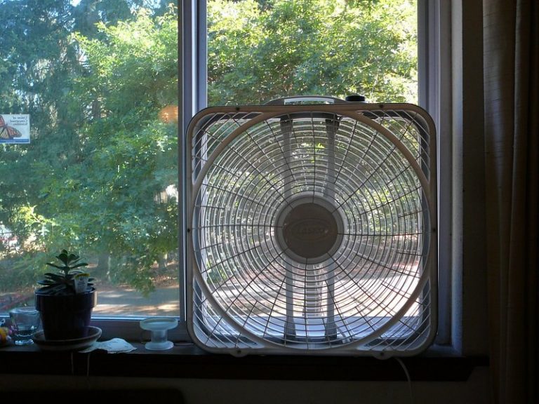 Effective Ways to Get Cool Air From One Room to Another