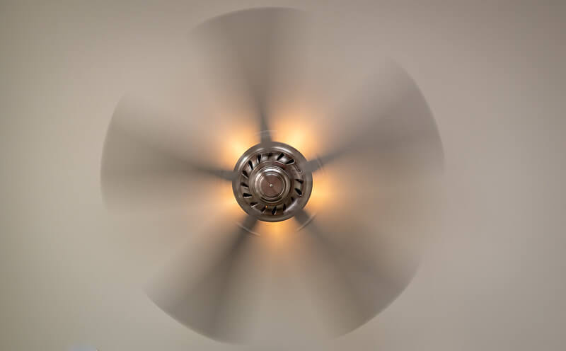 Ceiling-fan-direction